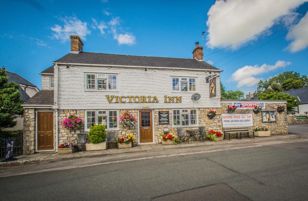 Victoria Inn Cowbridge Exteriör bild