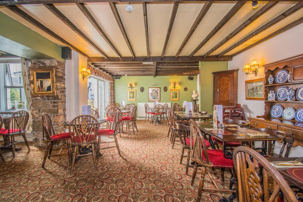 Victoria Inn Cowbridge Exteriör bild