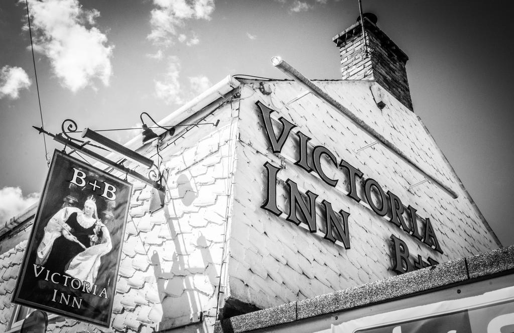 Victoria Inn Cowbridge Exteriör bild