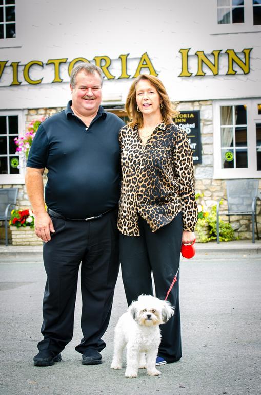 Victoria Inn Cowbridge Exteriör bild